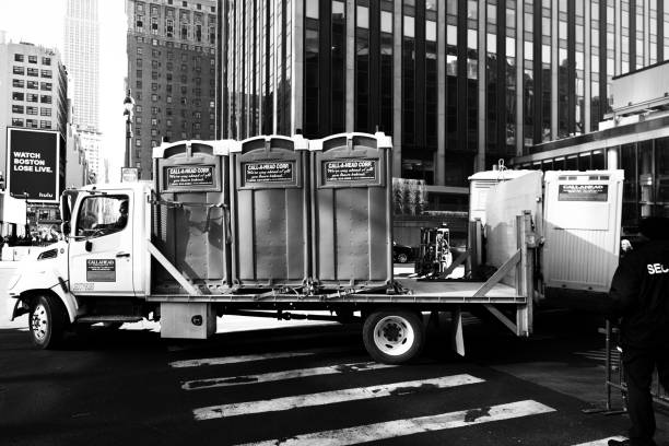 Best Portable restroom trailer rental  in Indian Hills, NM